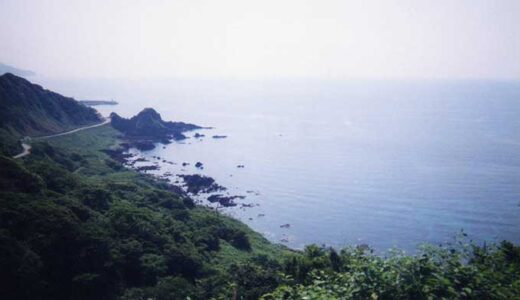 能登半島国定公園の椿展望台（珠洲市）から外浦地区（半島の日本海側）を望む © 山秋真
